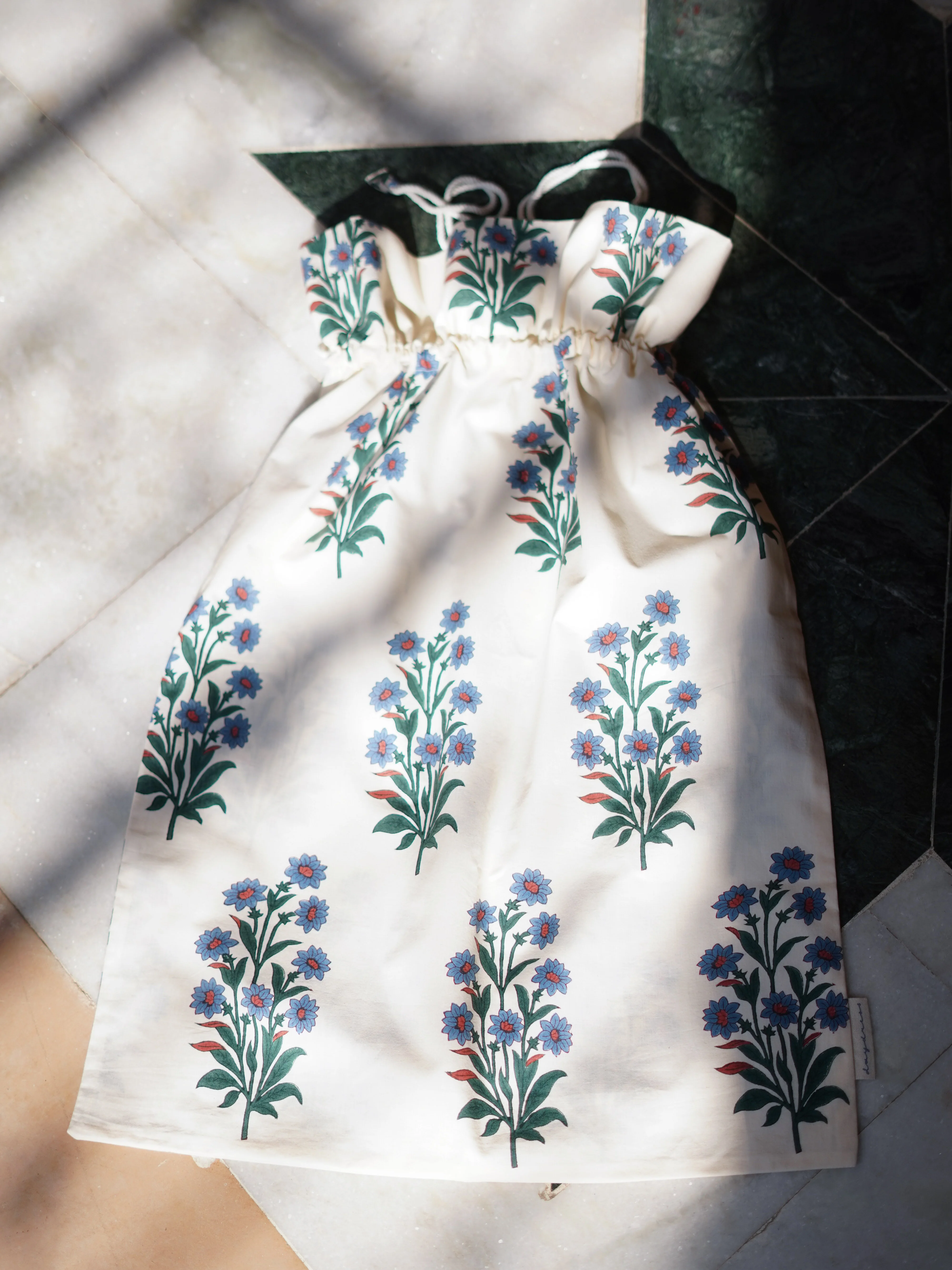 Laundry Bag in Kashmir Flower